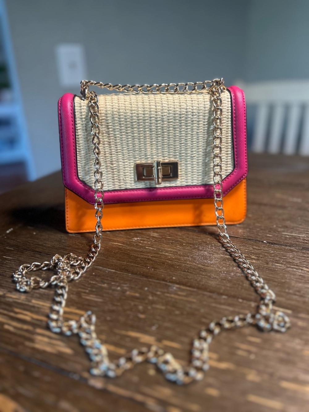 NWOT Aldo crossbody with gold chain